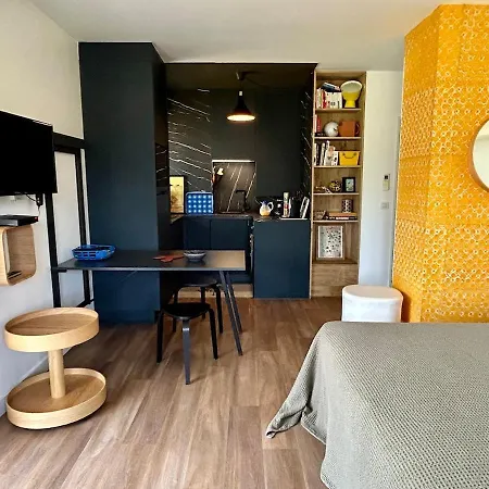 Studio climatisé à Chiberta piscine plage&green classé Apartamento