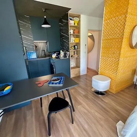 Studio climatisé à Chiberta piscine plage&green classé Apartamento