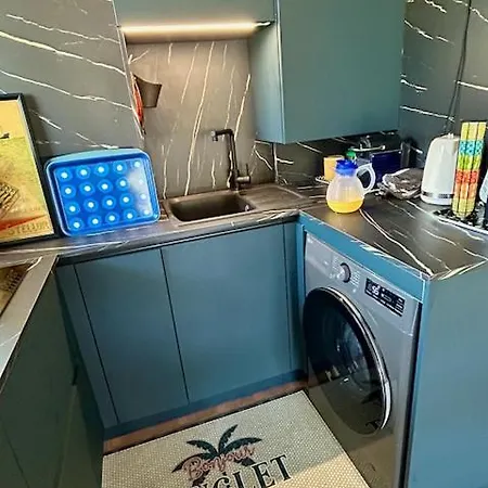 Studio climatisé à Chiberta piscine plage&green classé