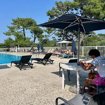 Studio climatisé à Chiberta piscine plage&green classé Apartamento *