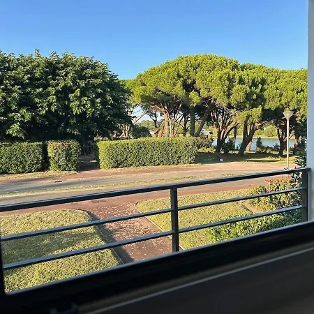 Studio climatisé à Chiberta piscine plage&green classé *