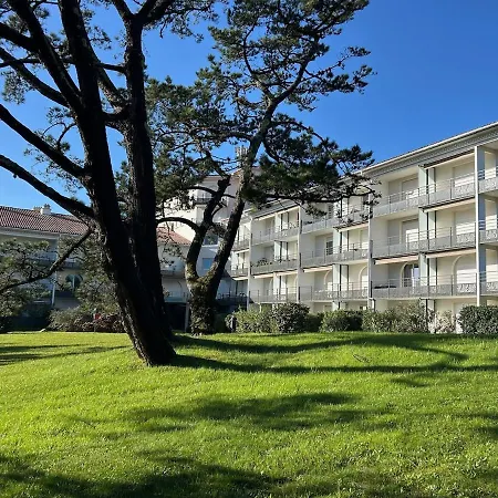 Studio climatisé à Chiberta piscine plage&green classé Apartamento Anglet