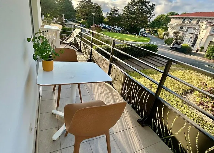 Chiberta 3 Etoiles Climatise Piscine & Golf Apartman