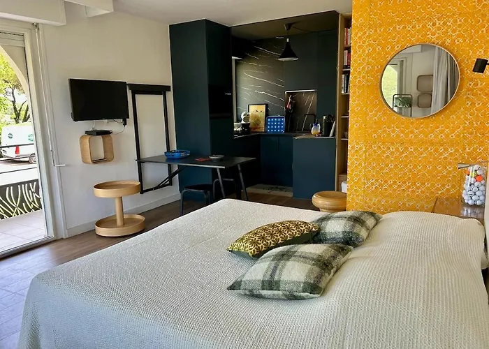 Chiberta 3 Etoiles Climatise Piscine & Golf *