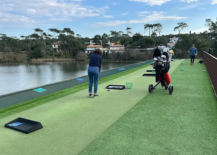 Chiberta 3 Etoiles Climatise Piscine & Golf Apartman